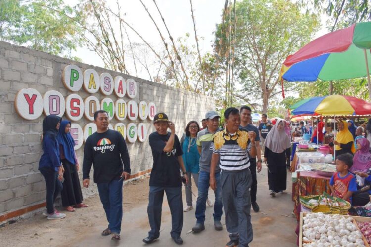 Peresmian Pasar Yosomulyo Pelangi (Payungi)